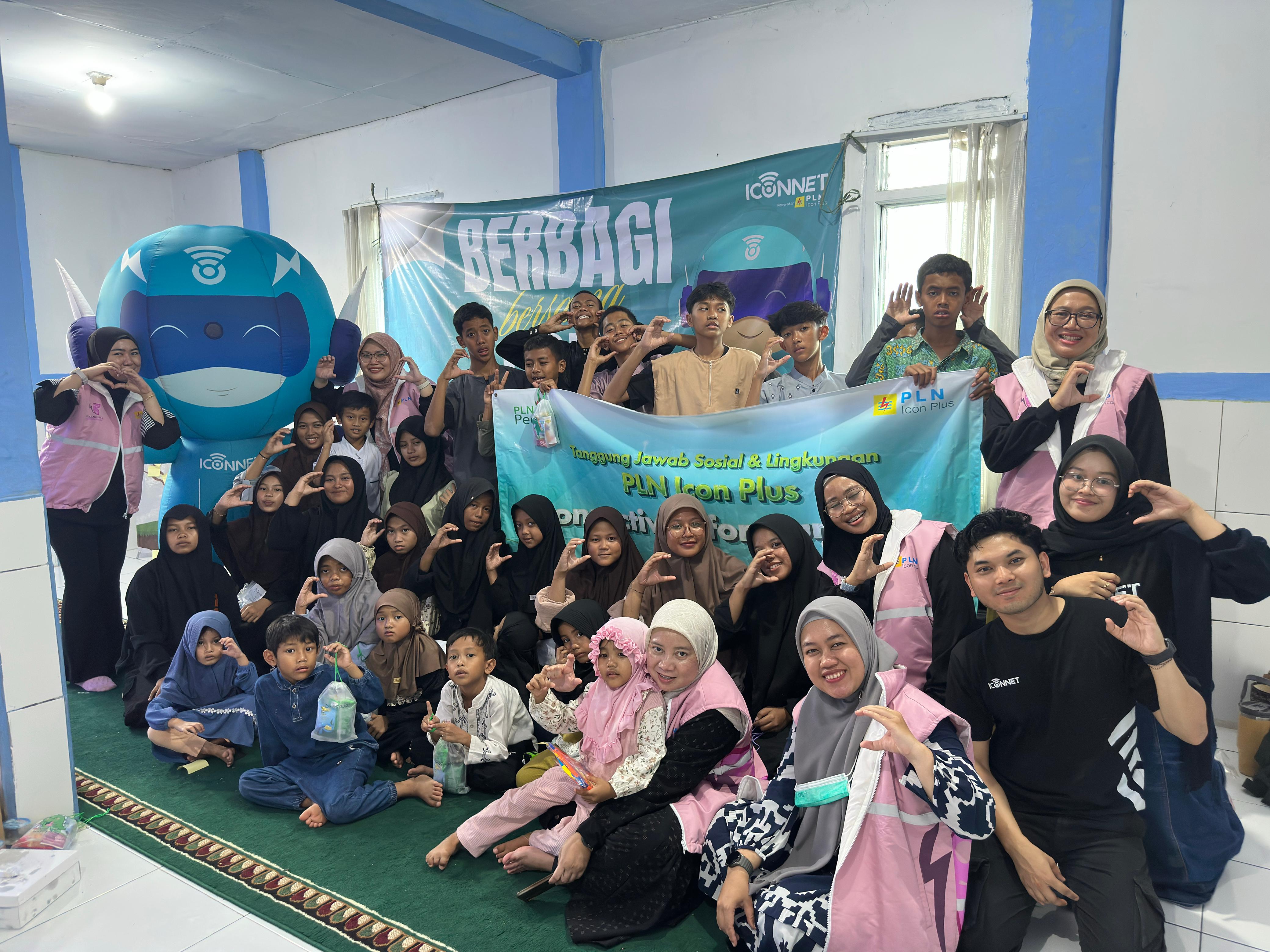 ICONNET Hadirkan Keceriaan Bersama Anak-Anak Panti Sosial Asuhan Anak Griya Yatim & Dhuafa Al Falah Rancaekek