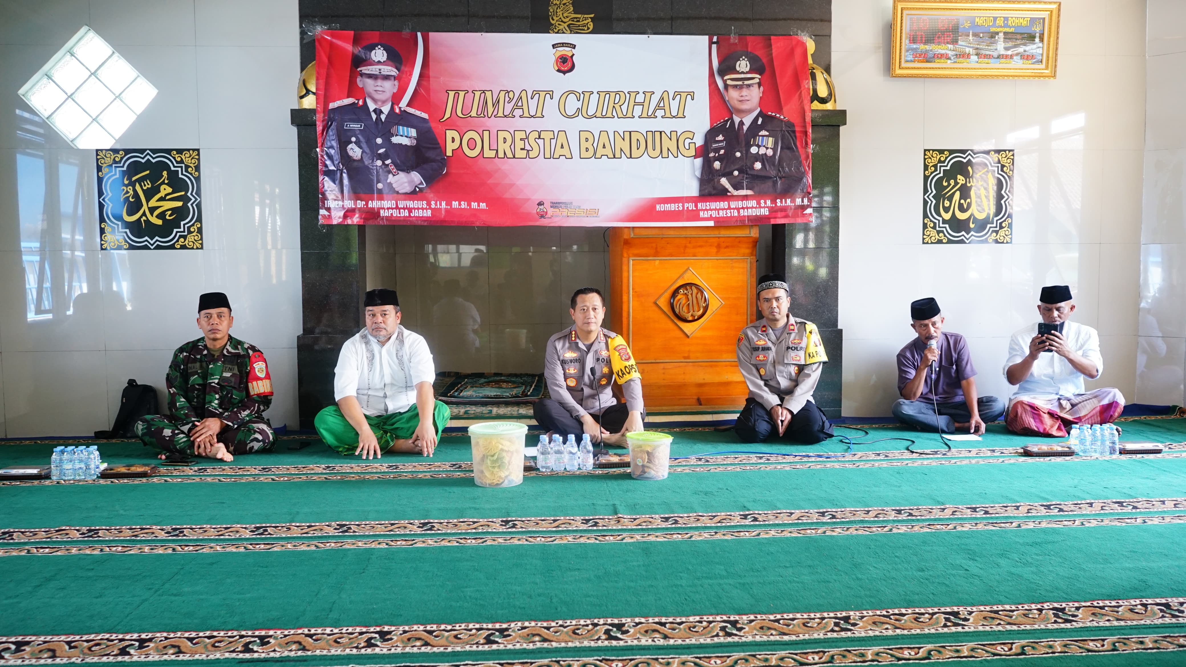Polresta Bandung Gelar Jum'at Curhat di Wilayah Desa Bandasari, Kecamatan Cangkuang
