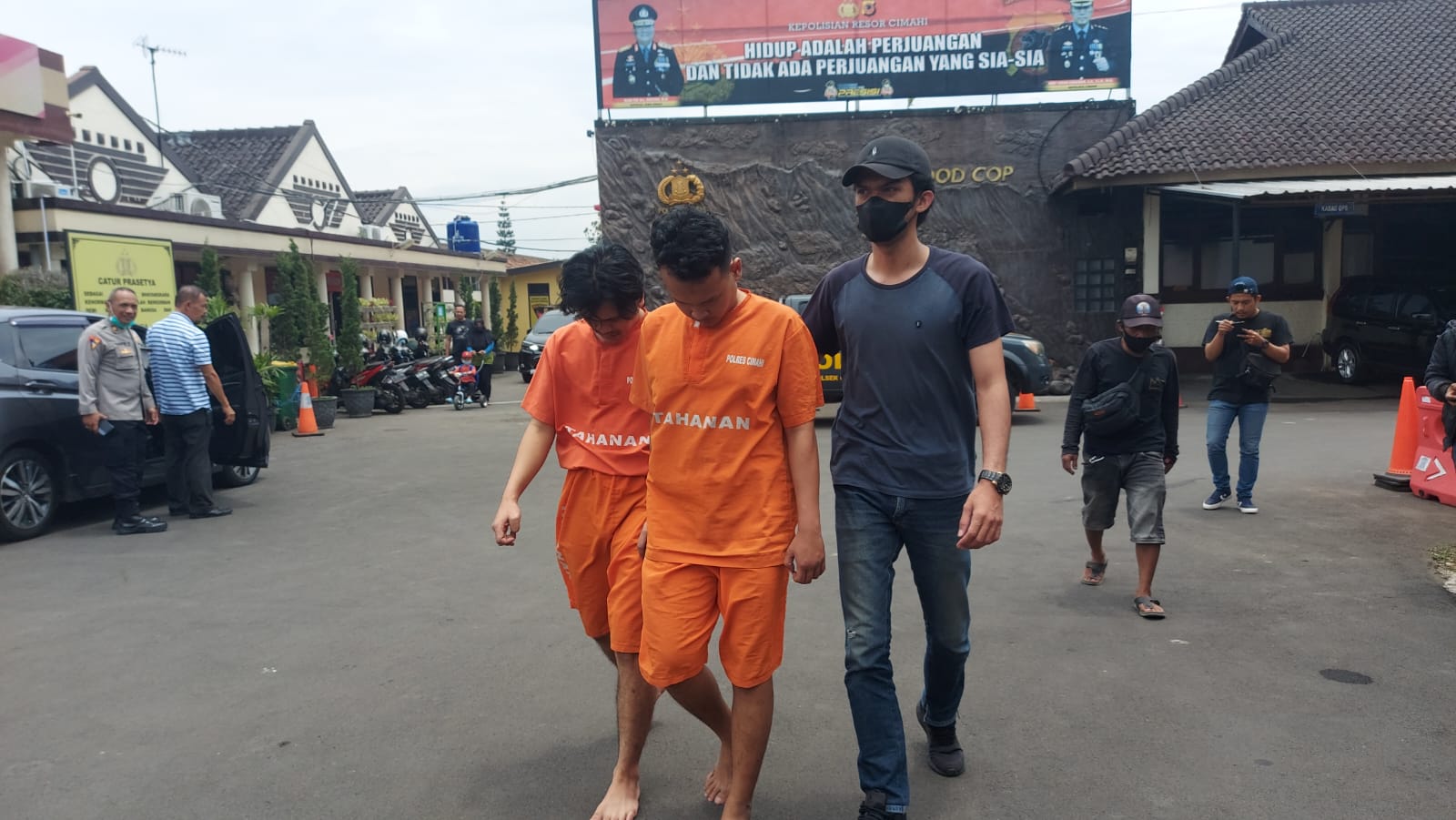 Hasil Penjualan Uang Palsu Dipakai Giting Narkoba oleh Kedua Pelaku Pengedar di Kabupaten Bandung Barat 