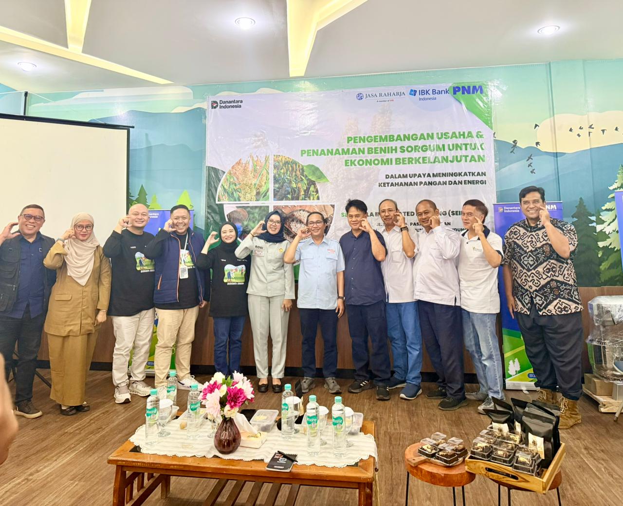 PNM, Jasa Raharja, dan Bank IBK Indonesia Kolaborasi Gelar Pelatihan dan Budi Daya Sorgum  Dorong Kemandirian 