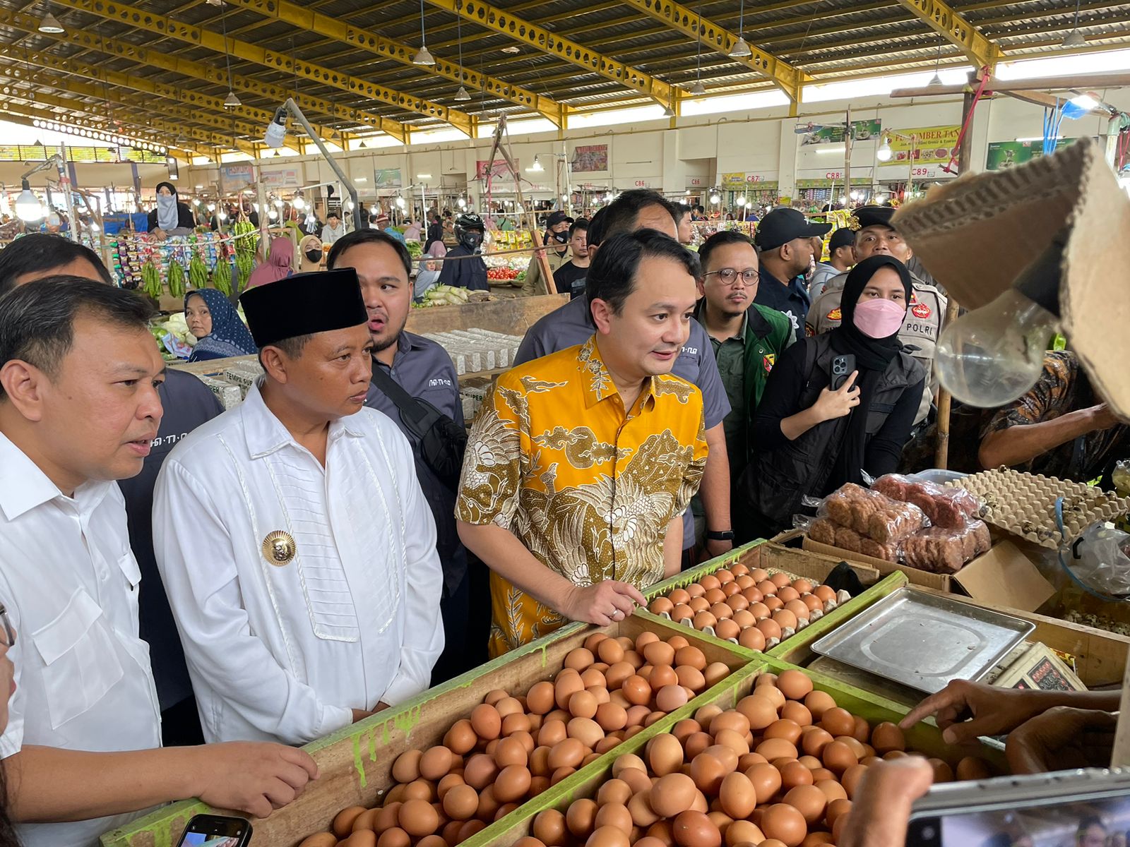 Kang Uu Pastikan Harga Sembako Stabil