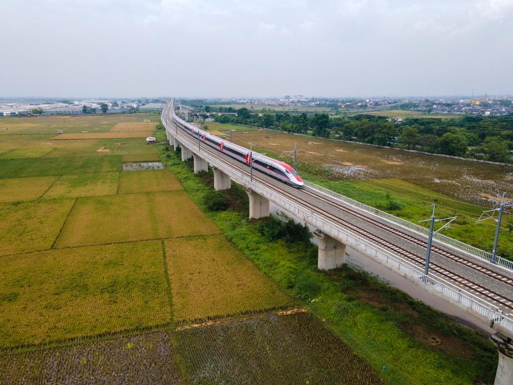 Pembangunan Prasarana Kereta Api Cepat Diawasi dengan Ketat, Konstruksi Dirancang untuk Masa Pakai 100 Tahun