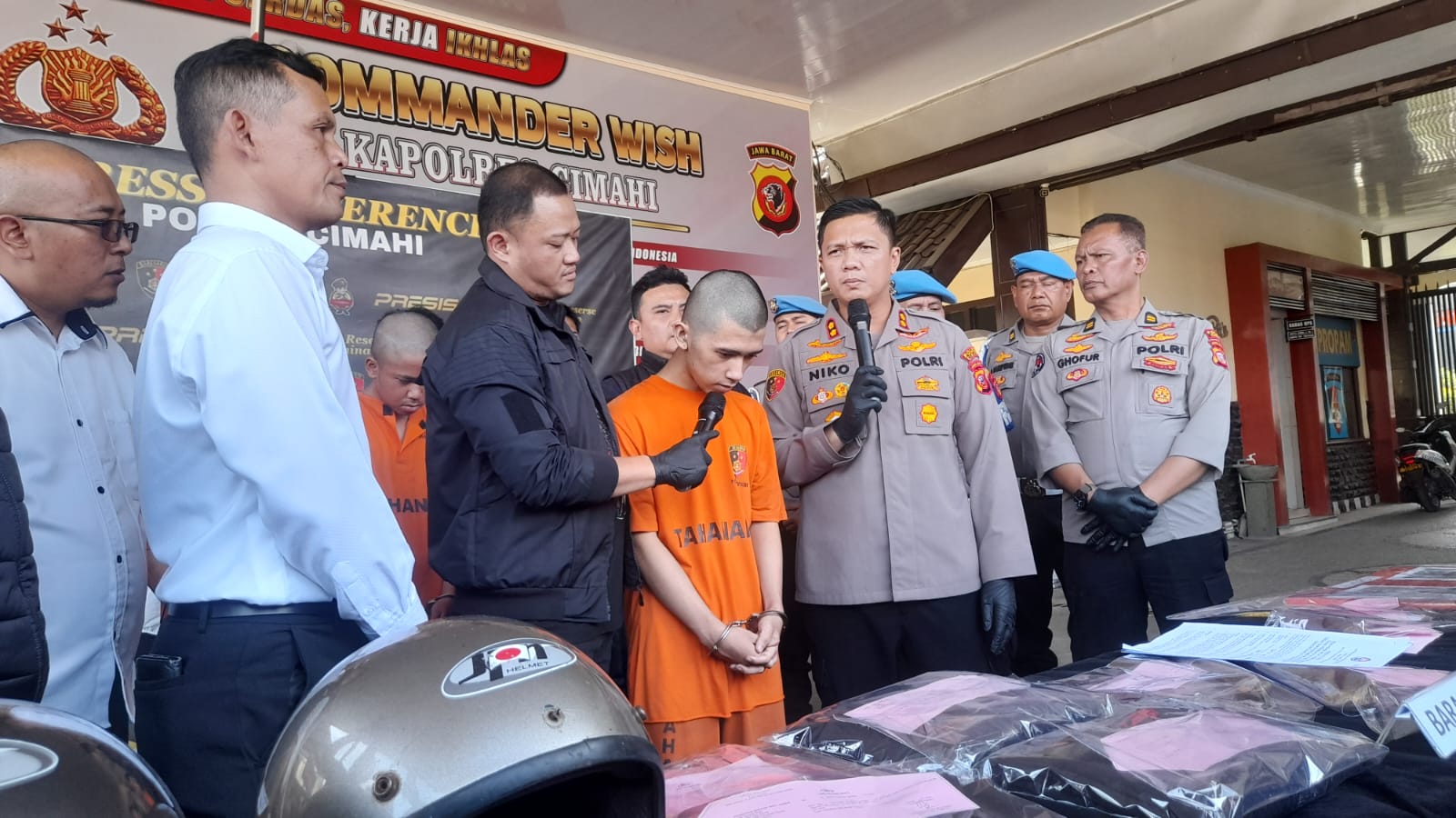 Anggota Geng Motor di Bawah Umur Bacok dan Tusuk Warga, 13 Pelaku Diamankan Polisi