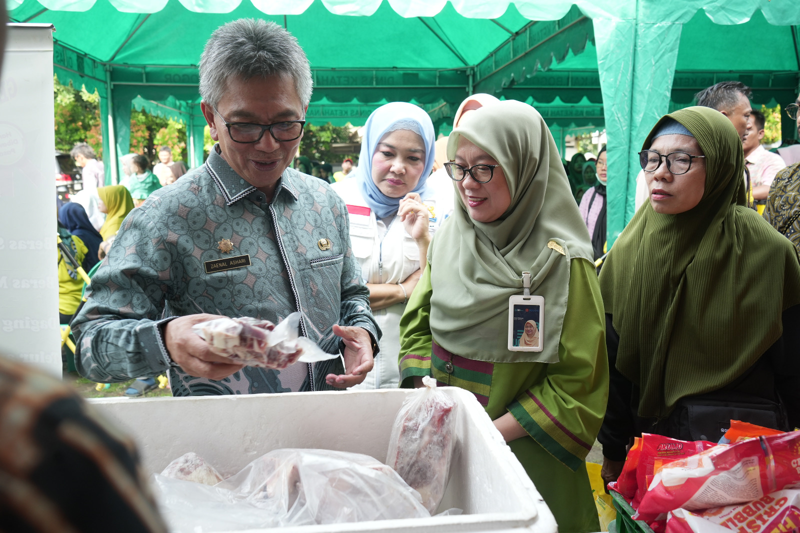 Pemkab Bogor dan Kadin Bersatu Tekan Inflasi dengan Gerakan Pangan Murah   