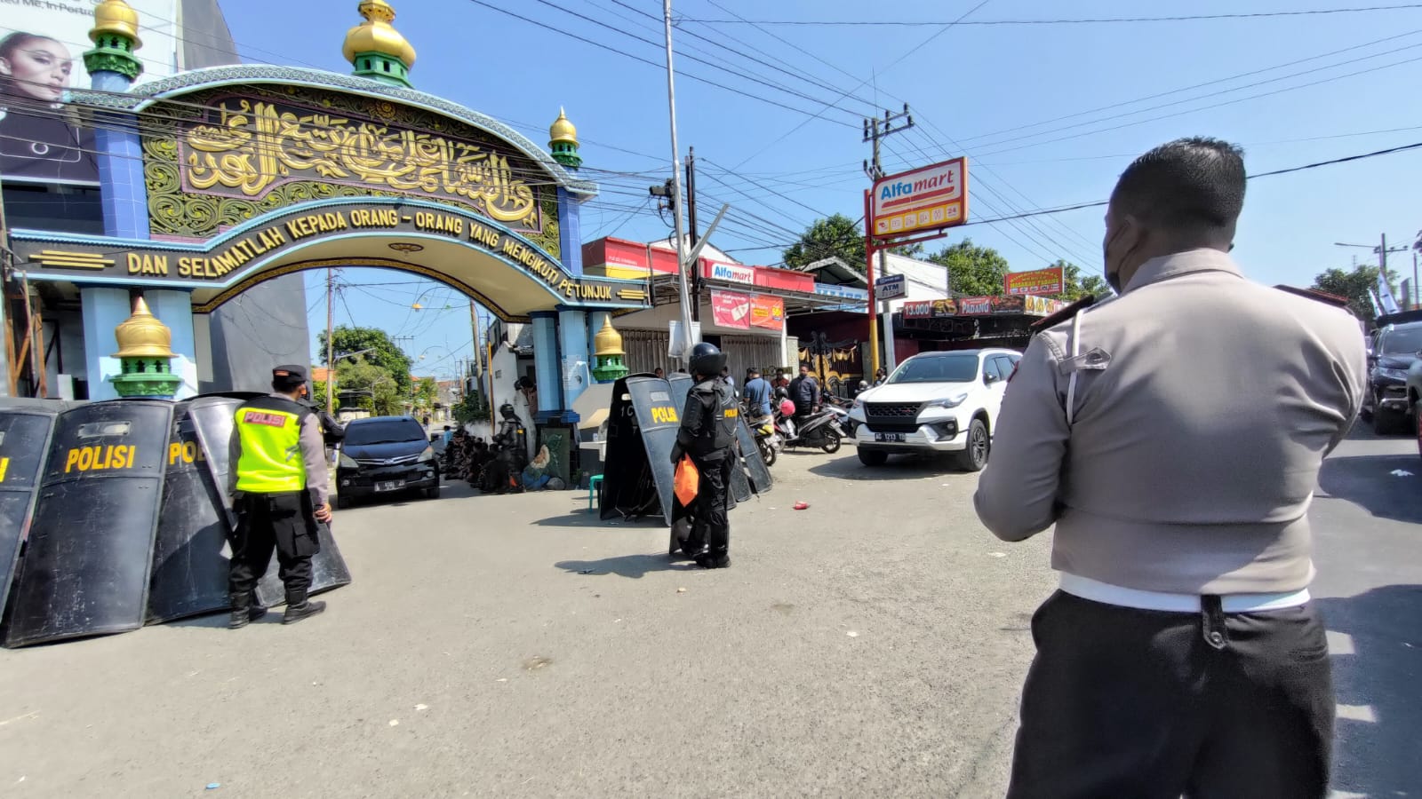 Halangi Penangkapan, 320 Pendukung Anak Kiai Jombang Ditangkap Polisi