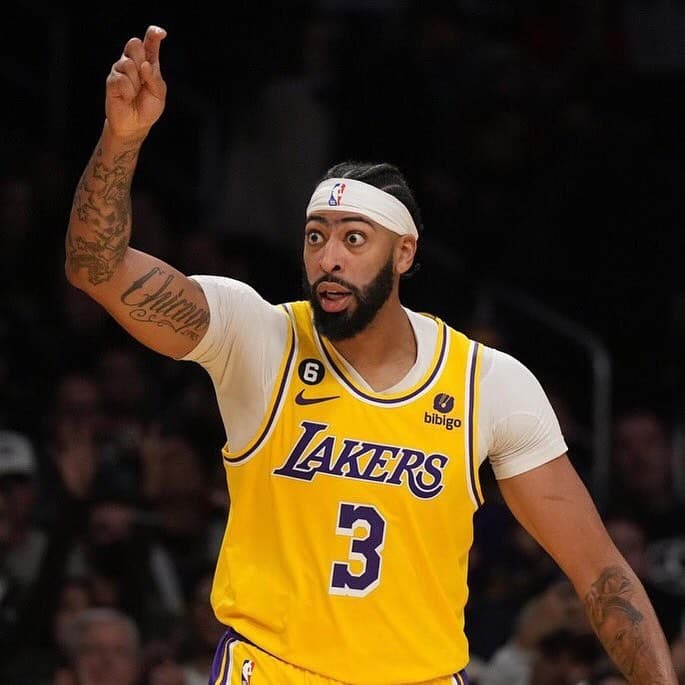 Anthony Davis Cetak Double-double untuk Antar Lakers Kalahkan 76ers 101-94