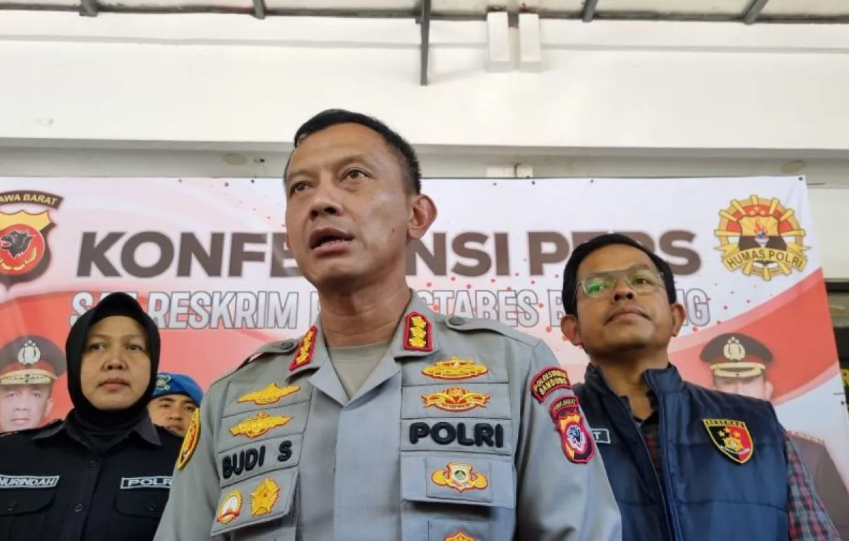 Polisi Amankan Tersangka Perekaman Ilegal di Toilet SMAN 12 Bandung