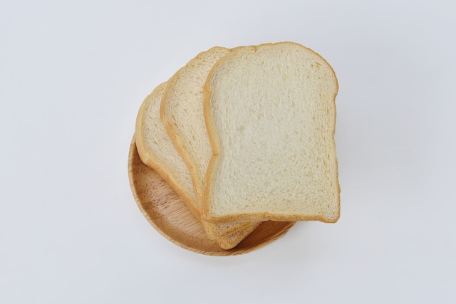 Sering Dibuang? Kenali 7 Manfaat Pinggiran Roti Bagi Kesehatan