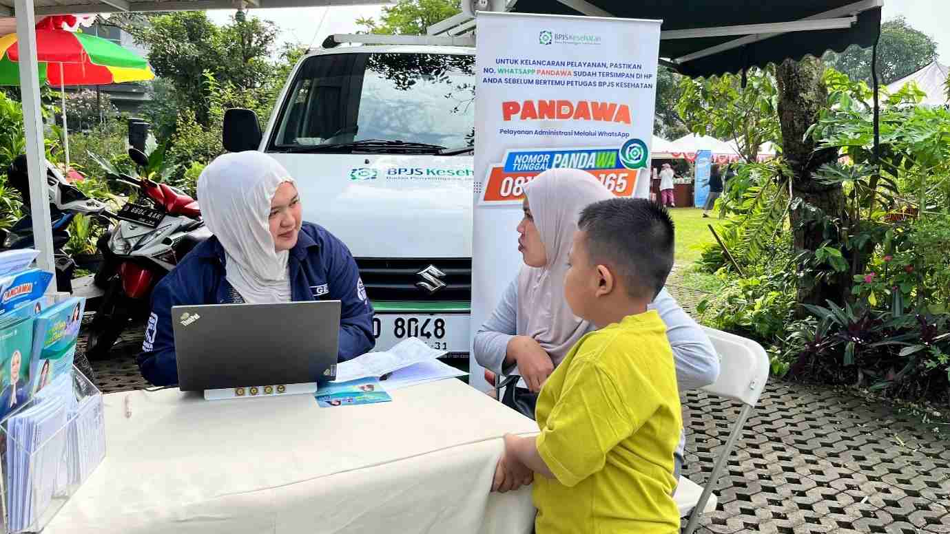 Dekatkan Layanan ke Masyarakat, BPJS Keliling Hadir di Bazzar KKMP Sekunder Kota Bandung