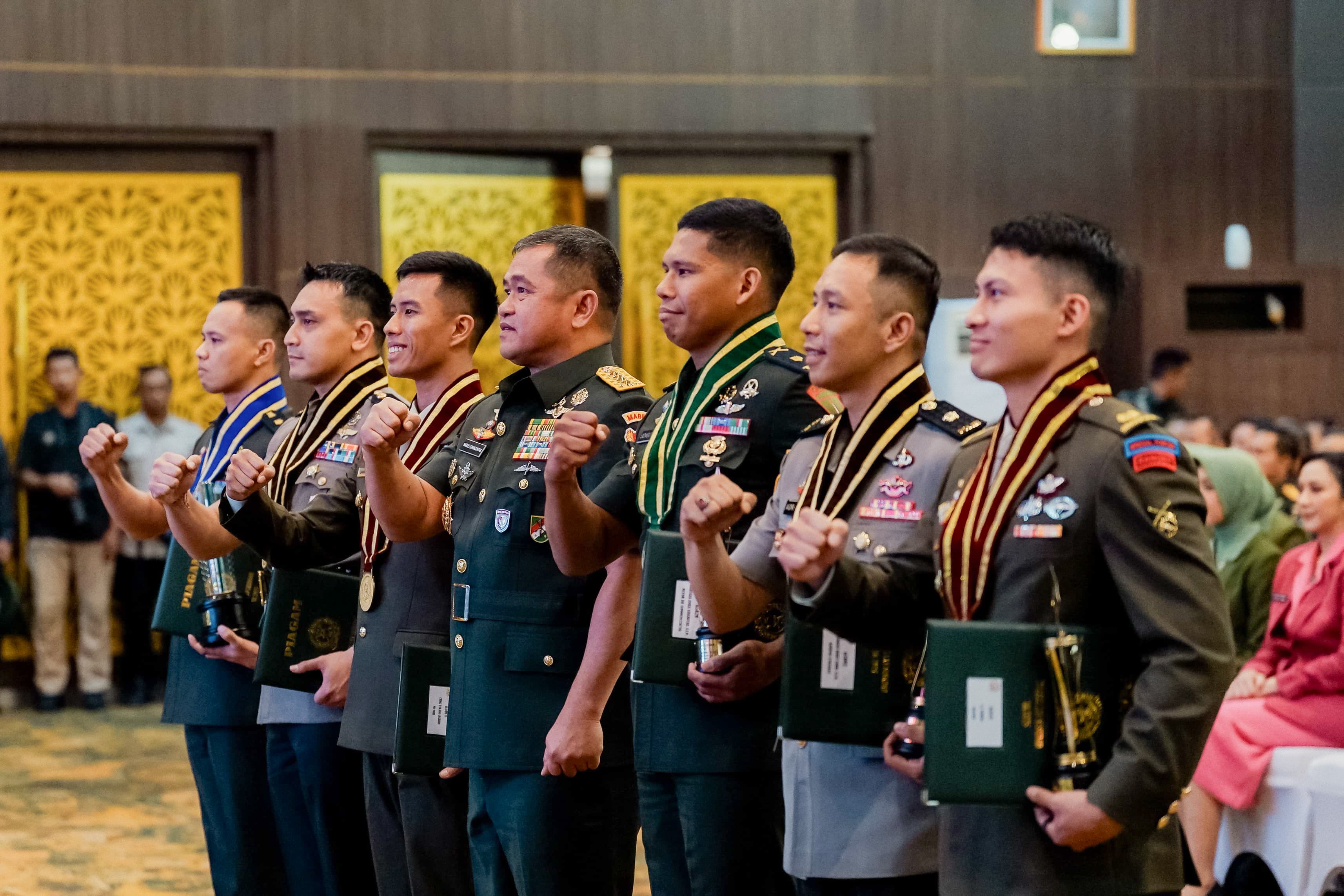 Kasad Pimpin Upacara Penutupan Dikreg LXV Seskoad: 270 Pasis Siap jadi Pemimpin Masa Depan