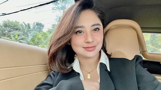 Dewi Perssik Di Gugat Cerai Suami: Aku Sudah Berikan yang Terbaik Untuknya