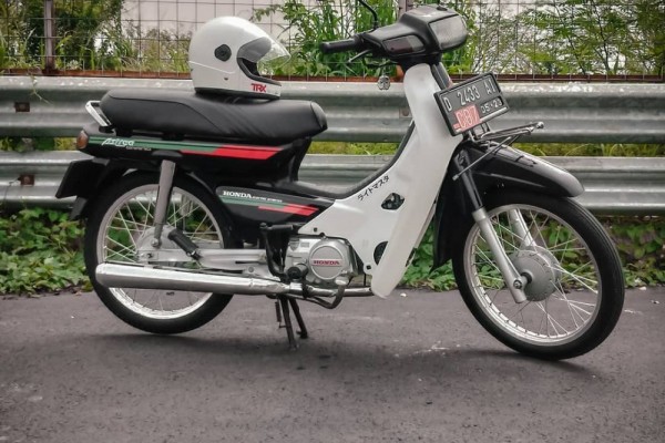 Motor Jadul Honda Astrea Grand Bulus Kini Jadi Incaran Lagi, Berapa Harganya? 