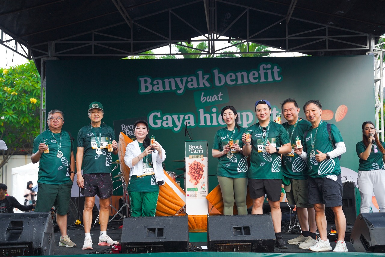 Dukung Mood Wellness Gen Z Lewat Asupan Bernutrisi, BrookFarm Hadirkan 4 Varian Susu Almond California