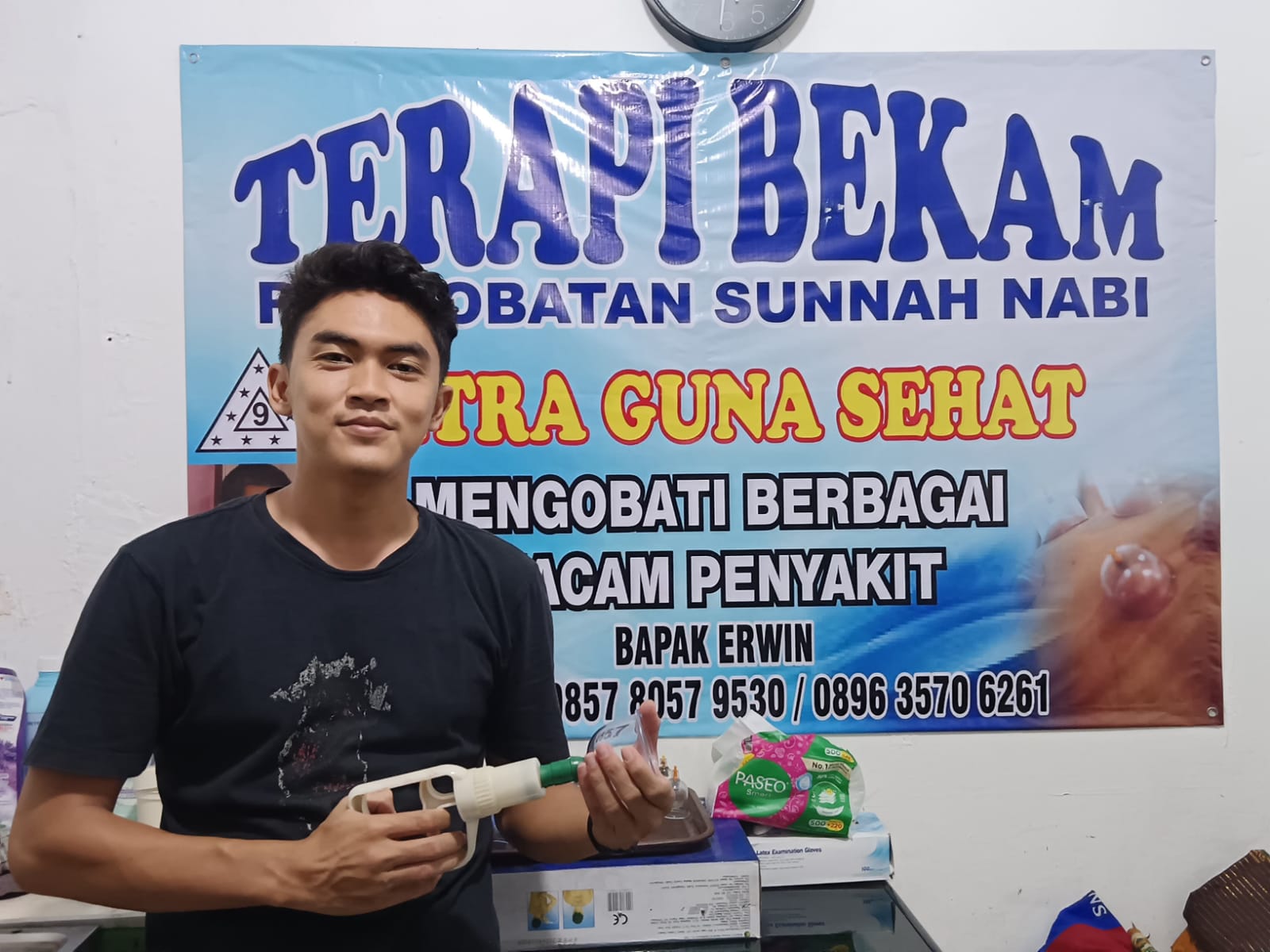 Tanggalkan Ijazah Kampus Demi Jadi Penerus