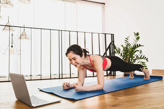 4 Gerakan Work Out Ini Bikin Turun BB, Lakukan Gerakan Ini Sebelum Tidur Dijamin Badan Auto Langsing!!!