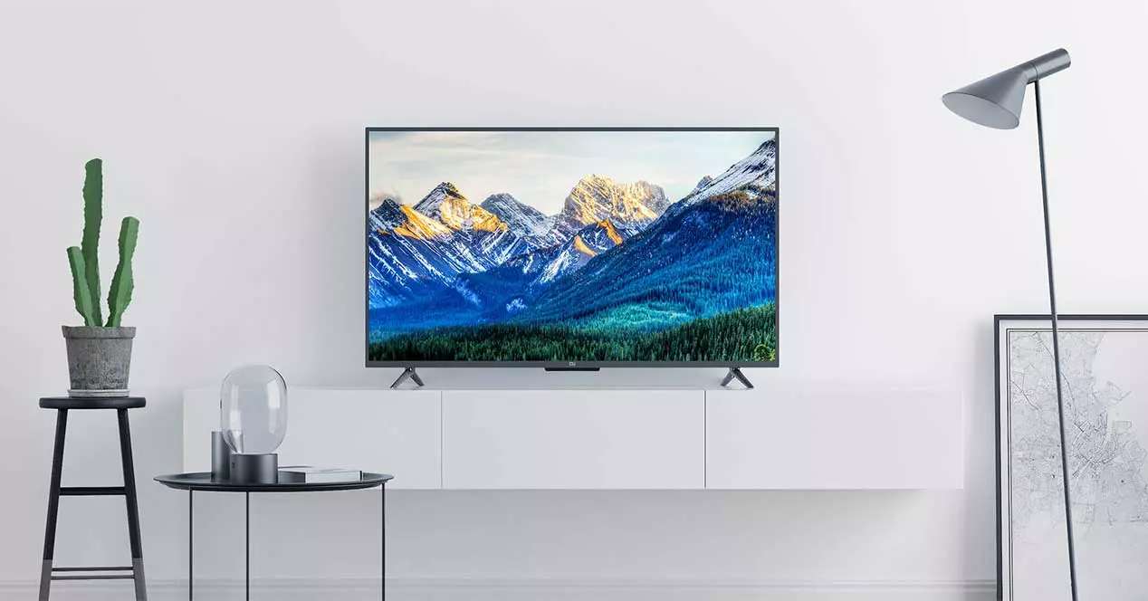 Viral di Grup WA Emak-Emak! Mi LED Smart TV 4A Bikin Iri Tetangga dengan Layar 43 inch dan Stereo 20W! 