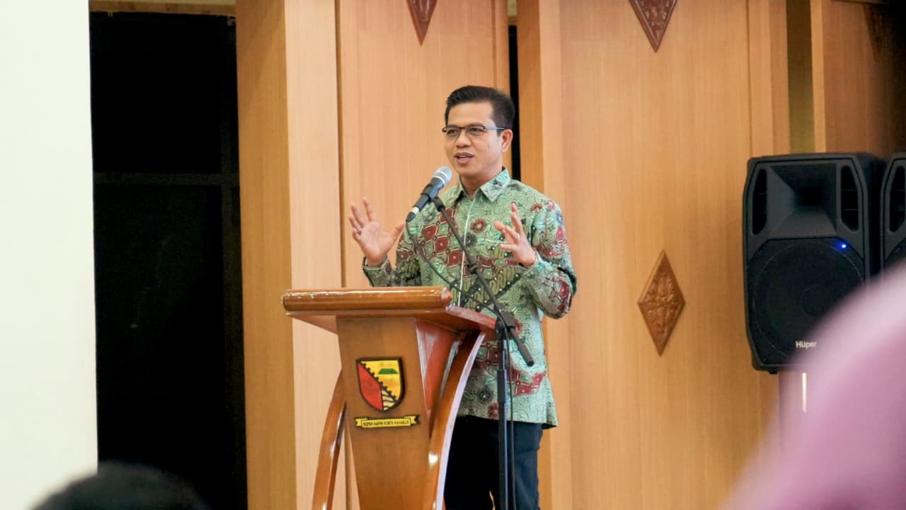 Bupati KDS Tegaskan Guru BK Harus Sudah Selesai Dengan Dirinya Sendiri