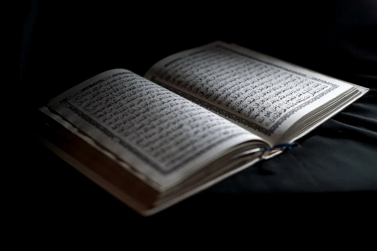7 Keutamaan Membaca Surat Al Waqiah Jika Dibaca Rutin