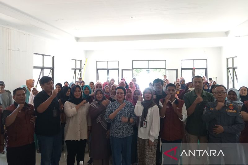 Kemensos dan DPR RI Kolaborasi Cegah Kasus Sosial di Kota Cirebon melalui Program P2K2