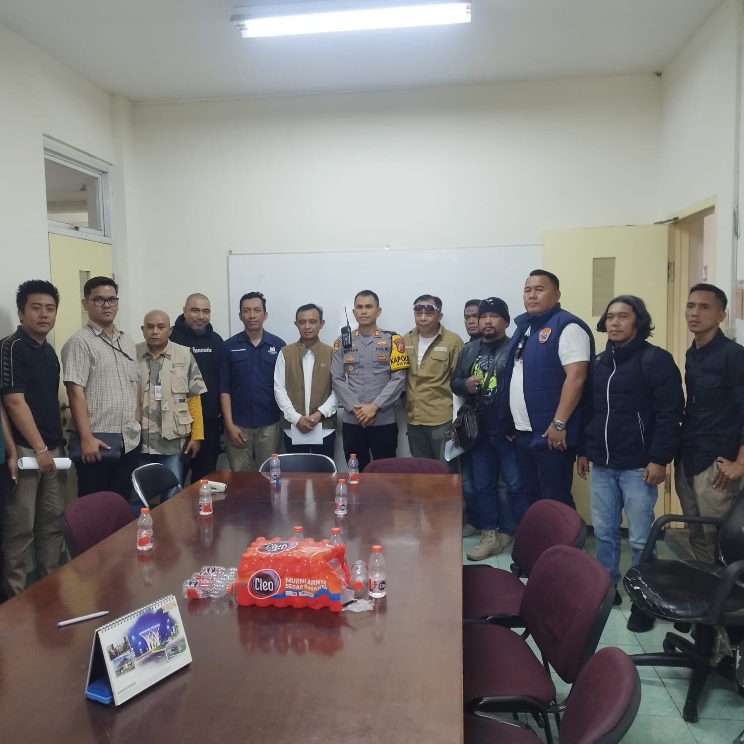 Warga Demo Summarecon Bandung Tuntut Dibukanya Kembali Akses ke Pemakaman