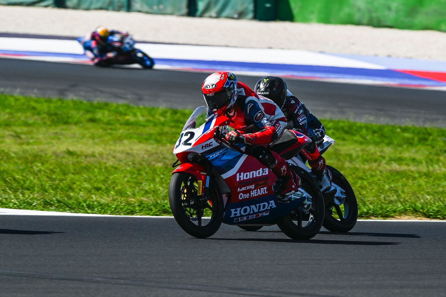 Pebalap Astra Honda Melesat Kencang Tembus 5 Besar di JuniorGP San Marino