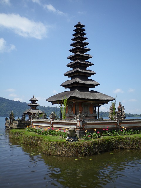  6 Wisata Bali Terkenal : Menyelami Kekayaan Alam dan Budaya yang Memikat!   