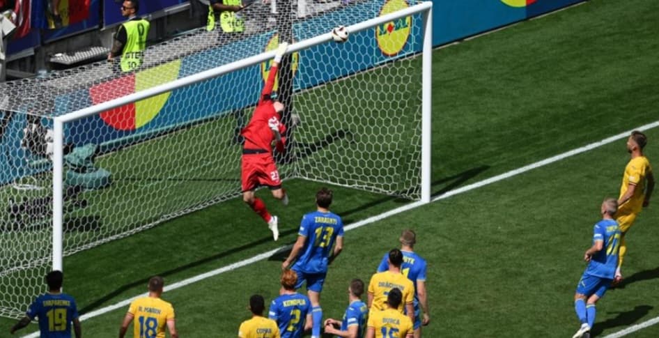 Hasil Rumania vs Ukraina Euro 2024: Lunin Kiper Real Madrid Blunder, Tricolorii 'Ngamuk' Menang Telak 3-0