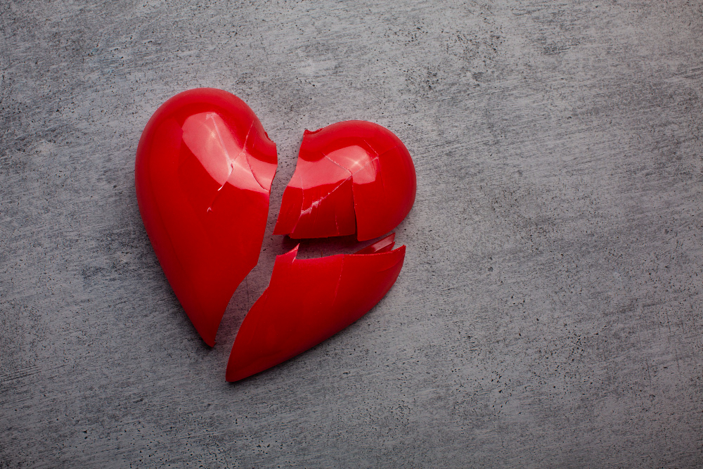 5 Tanda-tanda Kamu Terkena Love Bombing dalam Hubungan