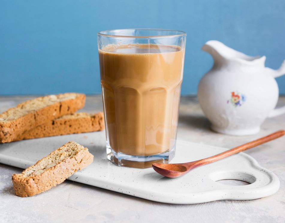 6 Teh Tarik Sachet Tersedia di Minimarket: Praktis, Creamy, dan Autentik ala Malaysia