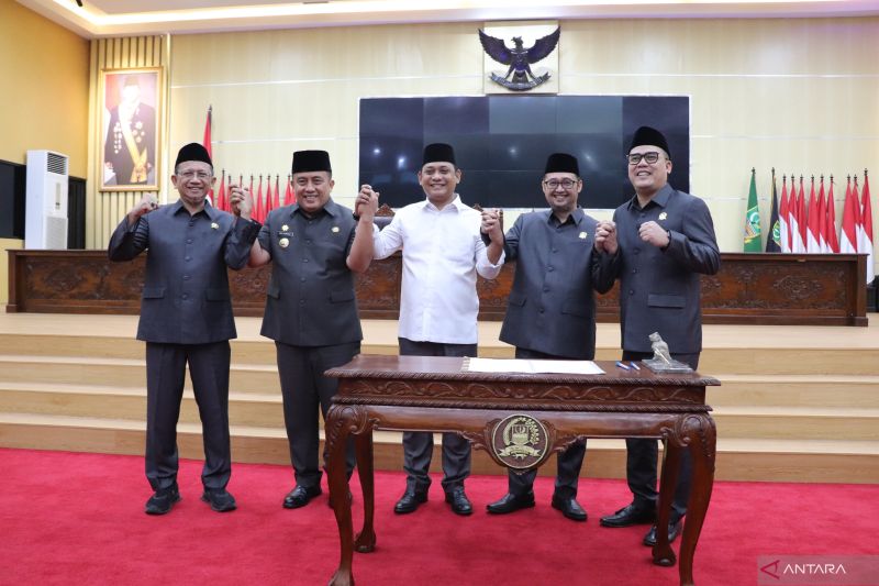 DPRD Kabupaten Bekasi Tetapkan Pemenang Pilkada 2024 dalam Rapat Paripurna   