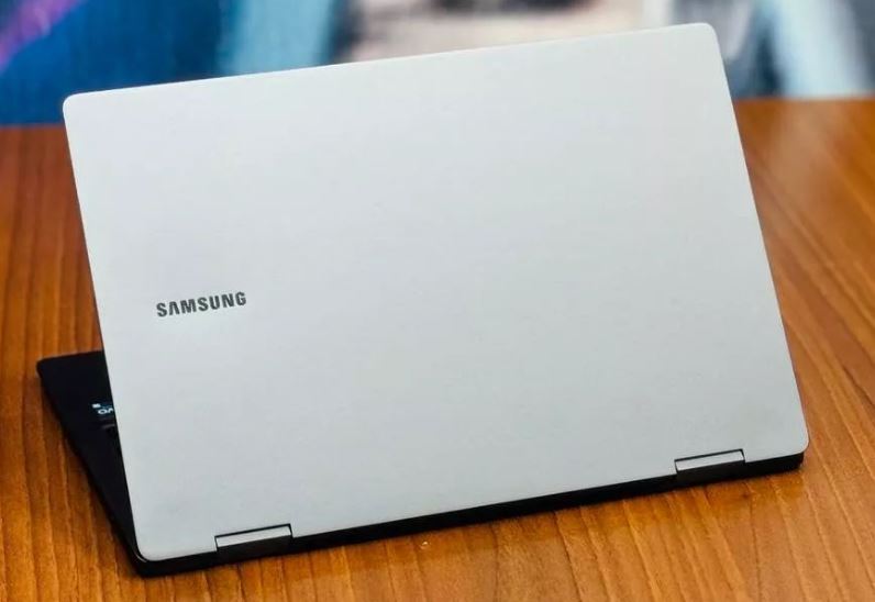 5 Rekomendasi laptop Samsung Terbaru Murah Super Canggih Turun Harga di Akhir Tahun Ini