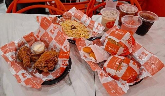 Almaz Fried Chicken Padalarang: Sensasi Ayam Goreng ala Saudi Kini Sapa Warga Bandung Barat
