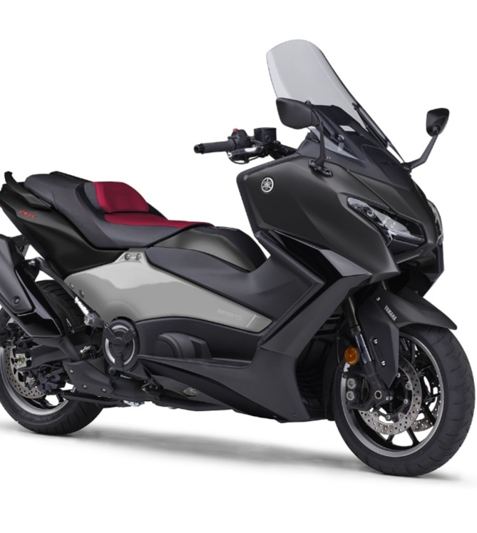 Rilis Yamaha TMAX 560 2026, Skutik Berperforma Setara Motor Sport Dapat Upgrade