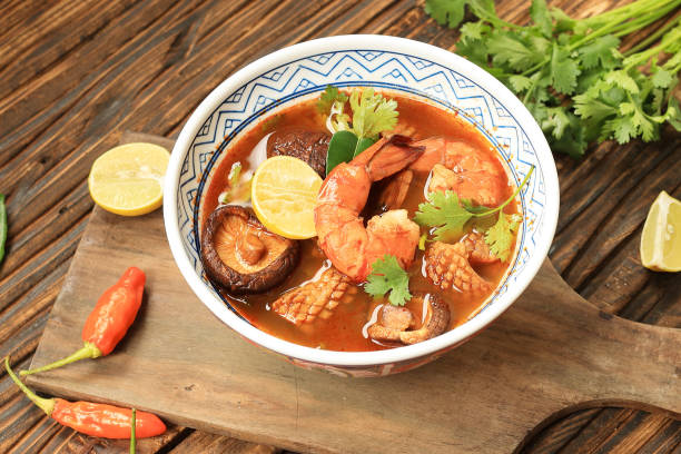 Cara Mudah Membuat Tomyum di Rumah: Pedas, Asam, dan Lezat