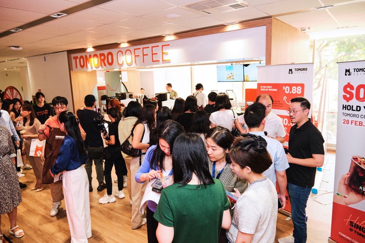 Tomoro Coffe Buka di Singapura: Siap Menjadi Brand Internasional, Menuju 1000+ Store di 2024!