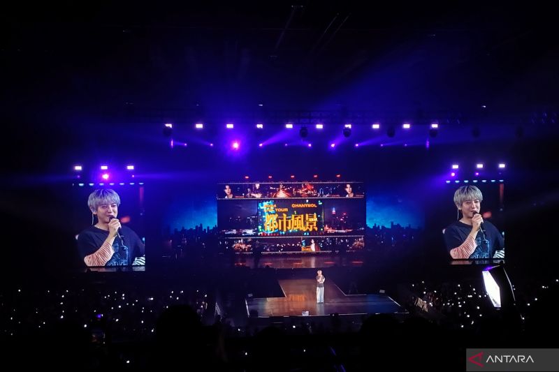 Chanyeol EXO Hibur EXO-L Jakarta di Konser Solo '2024 CHANYEOL LIVE TOUR: CITY-SCAPE'   