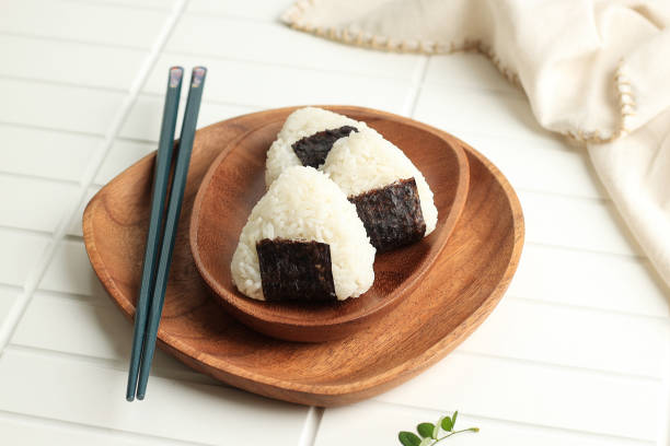 Cara Membuat Onigiri Mudah Anti Ribet