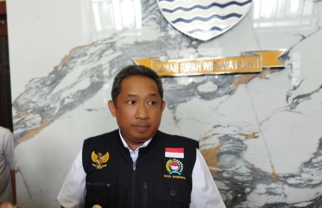 Pemkot Bandung Wajibkan Pengunjung Fasilitas Publik Lengkapi Vaksin Booster