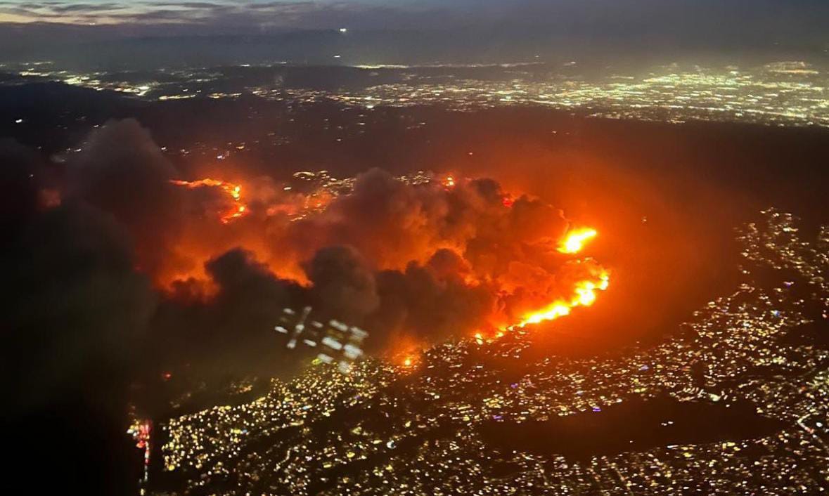 Lima Orang Tewas dalam Kebakaran Hebat di Los Angeles, California