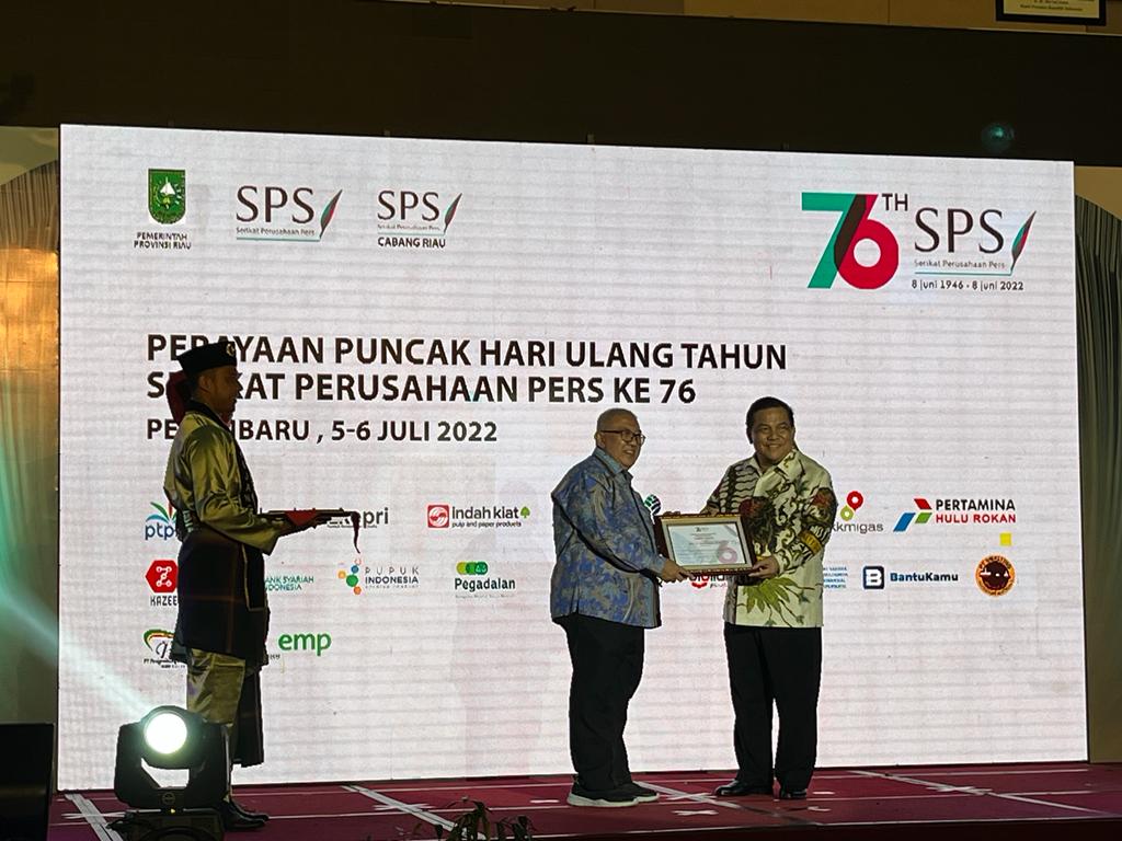 Penghargaan Hiasi Perayaan HUT SPS ke 76