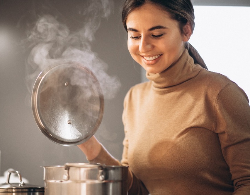 5 Ide Masakan dengan Rice Cooker: Lebih dari Sekadar Memasak Nasi