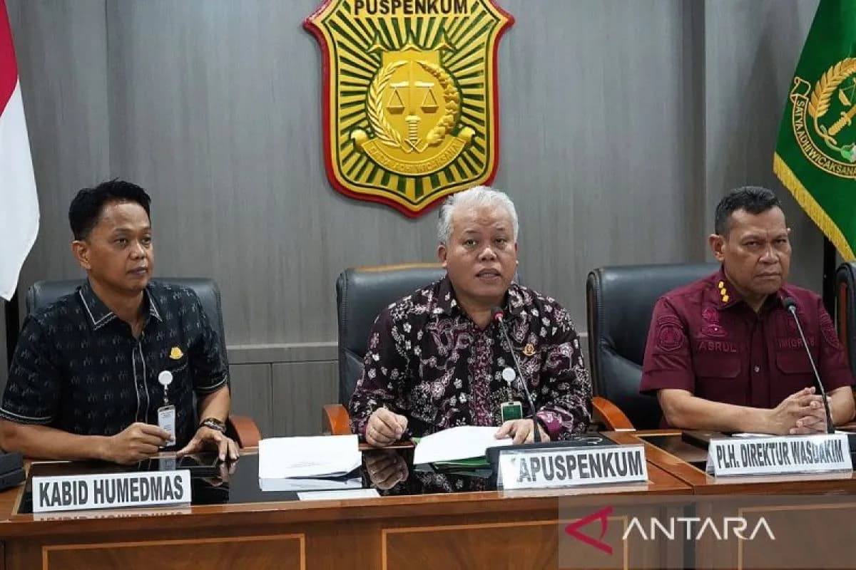 Kejagung RI-Interpol Pulangkan Buronan Kasus Penipuan dari Jepang