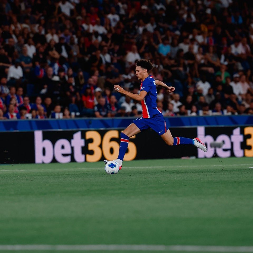Debut di PSG, Maghnes Akliouche Langsung Rasakan Gelar Juara