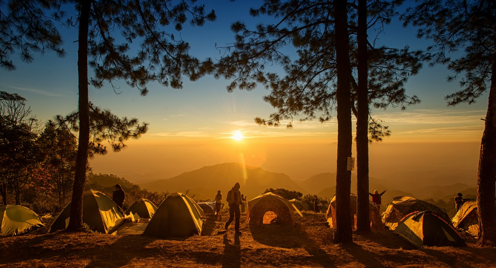5 Rekomendasi Tempat Camping di Bandung