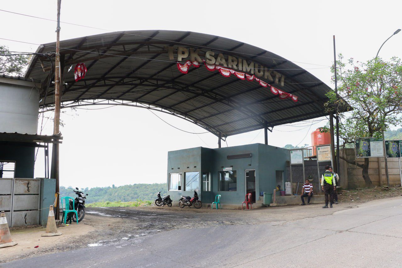 Pengangkutan ke TPA Sarimukti Kembali Berjalan, Penanganan Sampah Berangsur Normal