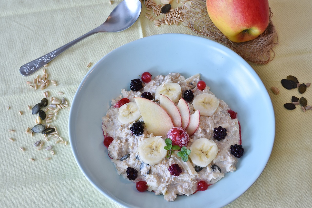 10 Manfaat Oatmeal untuk Kesehatan yang Bisa Jadi Pilihan Sehat untuk Tubuhmu