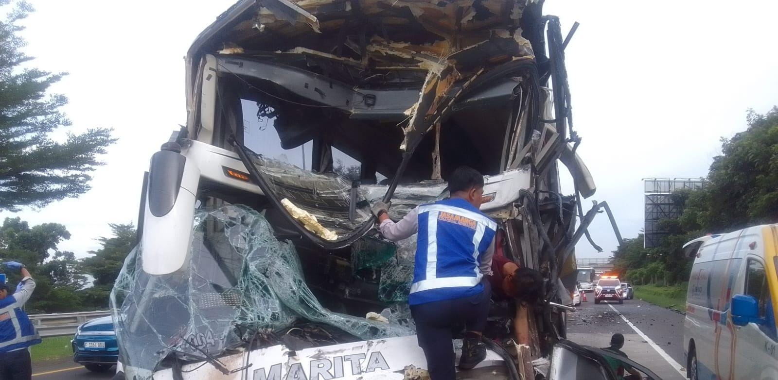 Kecelakaan di Tol Jagorawi, Sopir Bus Diduga Ngantuk