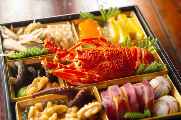 6 Makanan Khas Tahun Baru dari Berbagai Negara, Ada Osechi Ryori dari Jepang 
