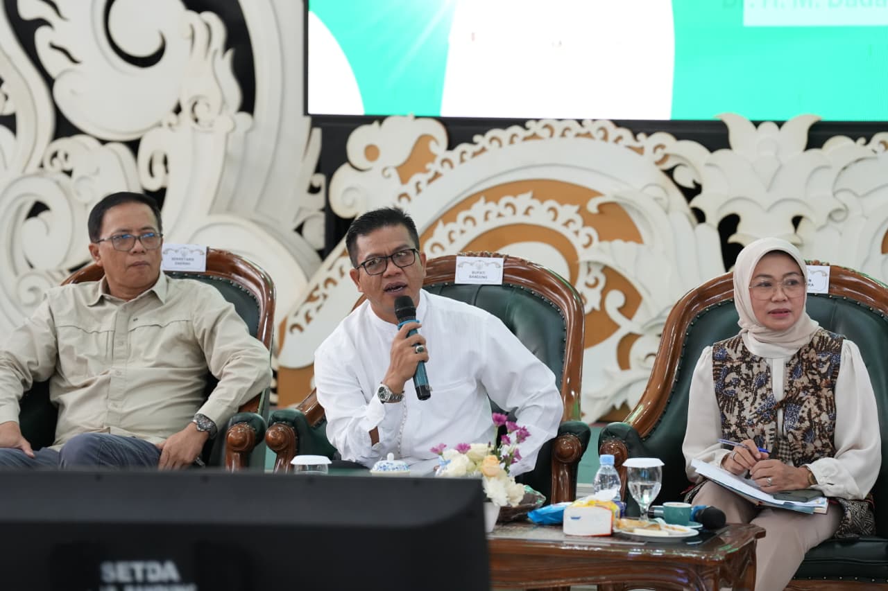 Rakor Pemda Bulan Desember 2025, Bupati Bandung Tegaskan Pentingnya Integritas dan Pengelolaan Keuangan