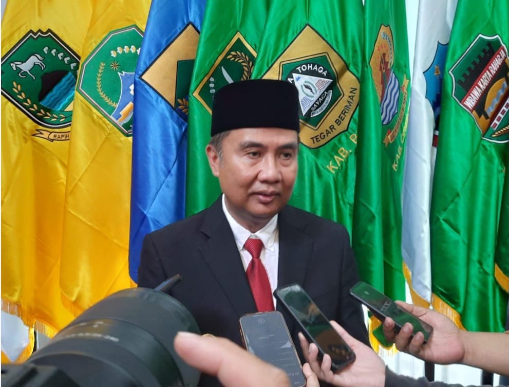 Pj Gubernur Jabar Tetapkan UMK Tahun 2025: Kota Bekasi Tertinggi dan Banjar Terendah